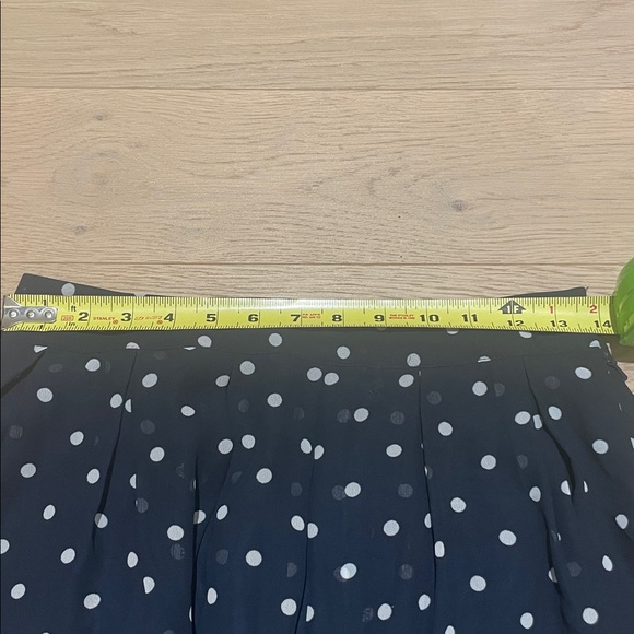 H & M navy blue polka dot skirt - Picture 7 of 7